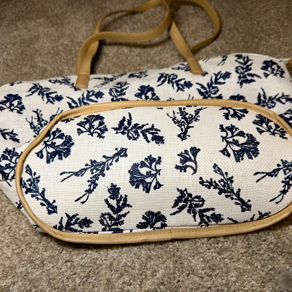 Vera Bradley Straw Tote Bag Adrift Coral Blue Pattern Interior Pockets - Picture 2 of 5